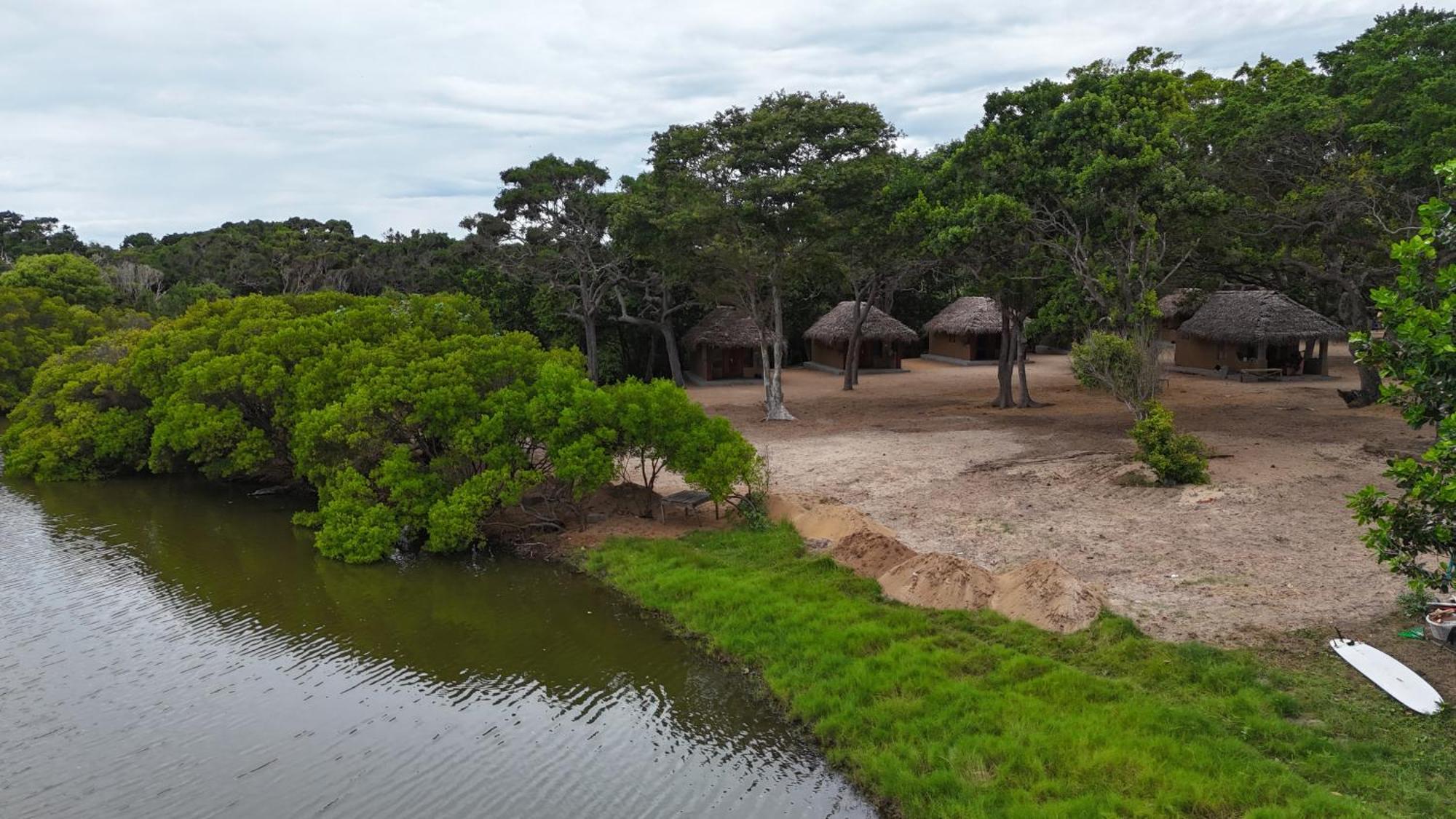 Peanut Farm Surf And Wild Resort - Arugambay Аругам Бей Екстериор снимка