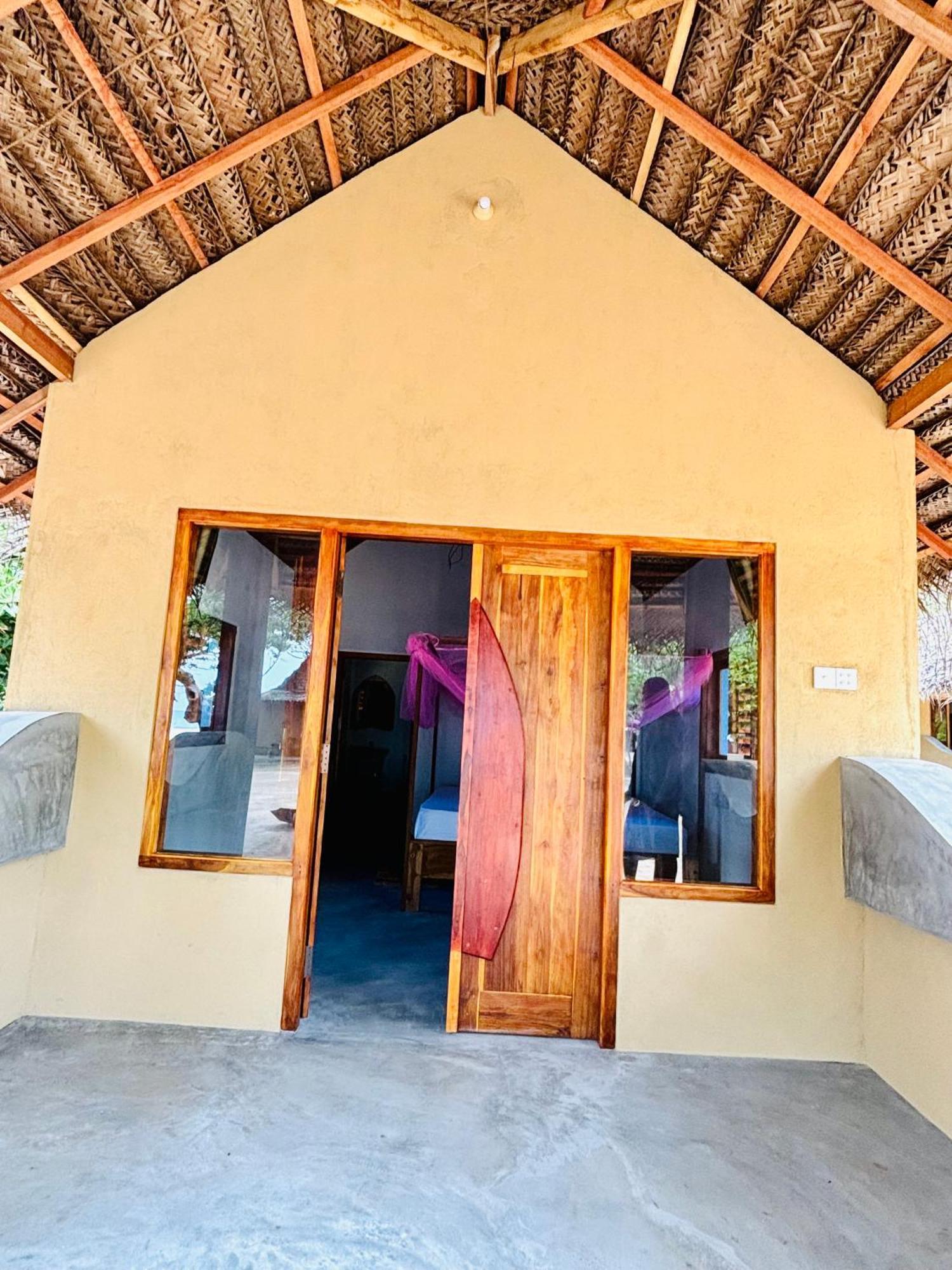 Peanut Farm Surf And Wild Resort - Arugambay Аругам Бей Екстериор снимка